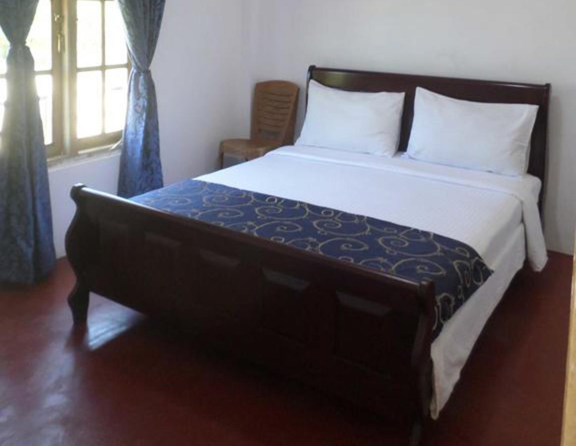 The Train View Bed & Breakfast Nuwara Eliya